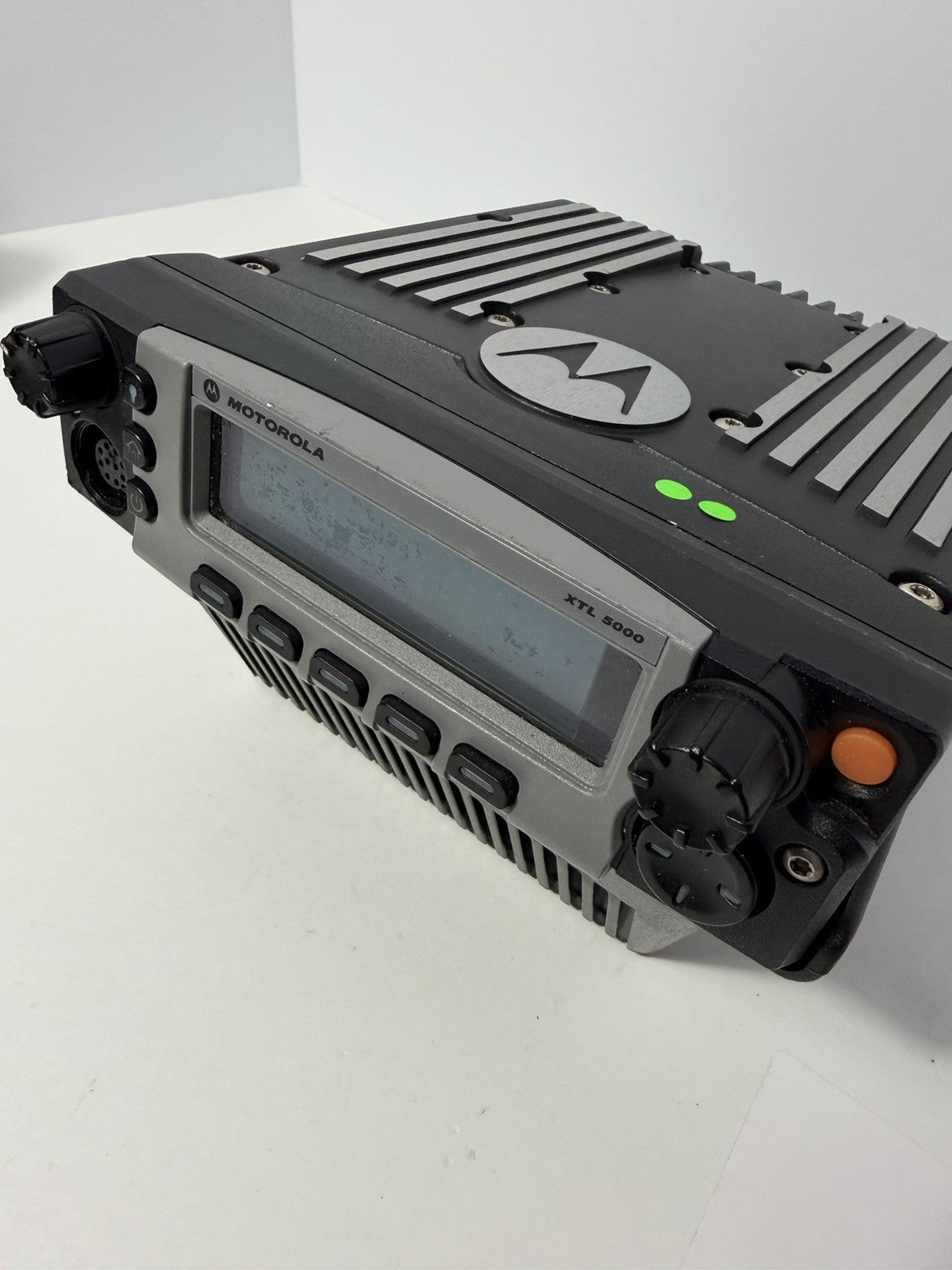 Motorola XTL5000 UHF R2 450-520mhz Radio Base Station With GMRS