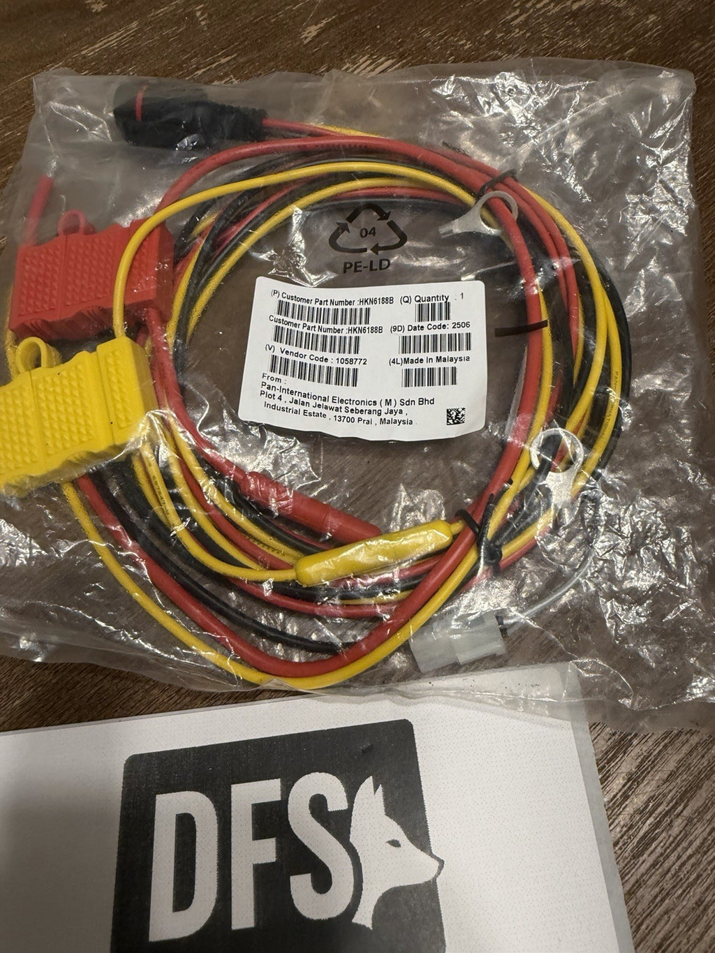 Motorola APX 7500 HP VHF/7-800MHz Dual Band Radio O9 Head Kit With AES