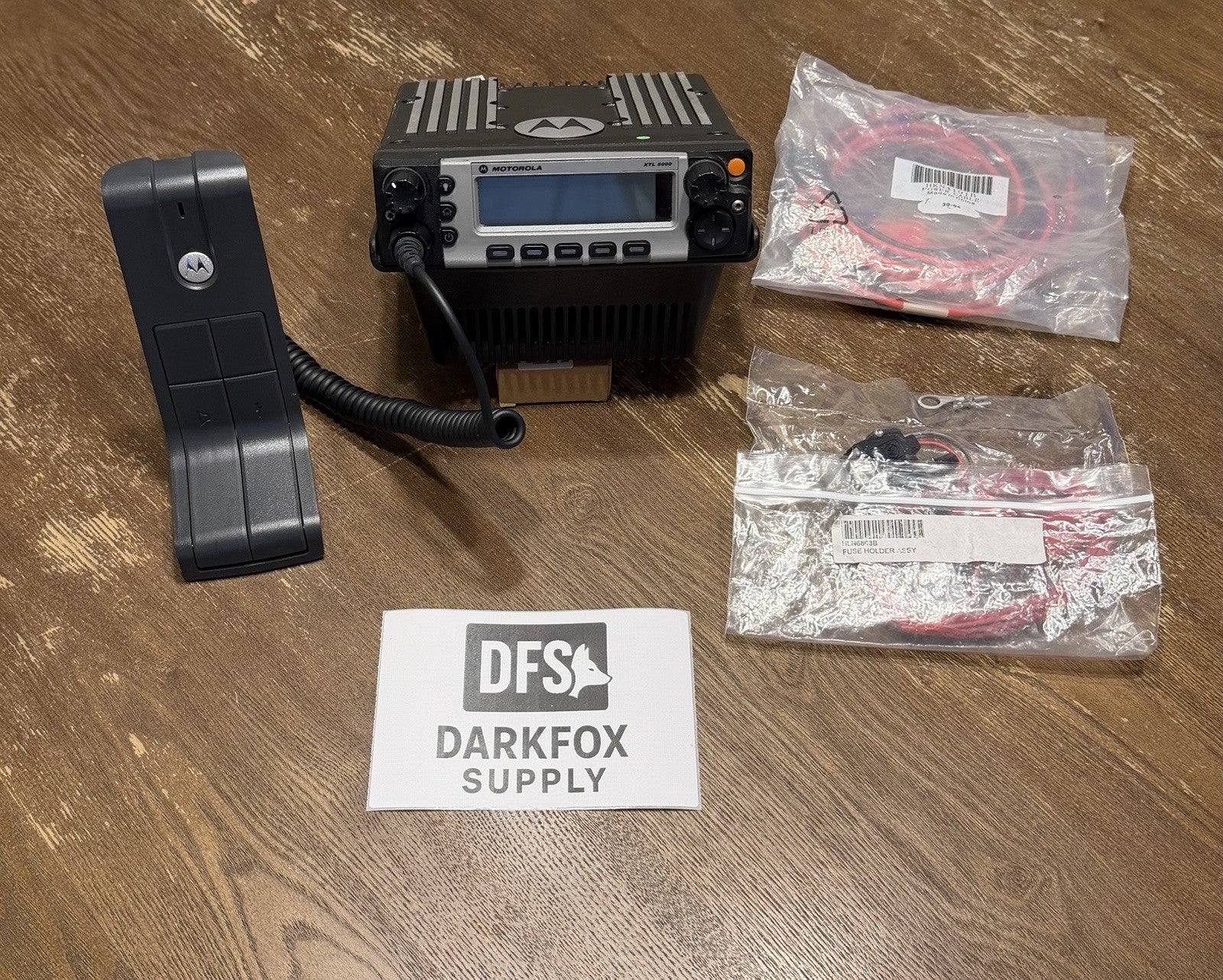 Motorola XTL5000 UHF R2 450-520mhz Radio Base Station With GMRS