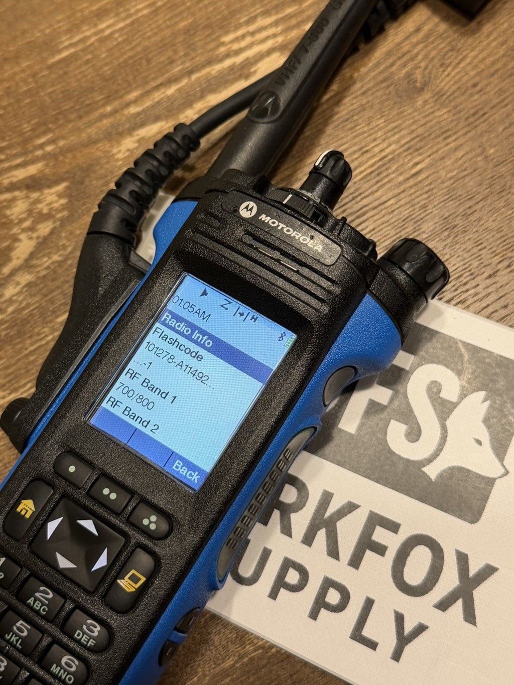 Motorola APX 7000 VHF/7-800MHz Dual Band Radio Kit With Charger!
