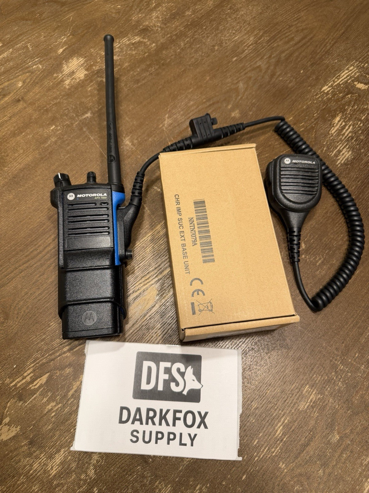 Motorola APX 7000 VHF/7-800MHz Dual Band Radio Kit With Charger!