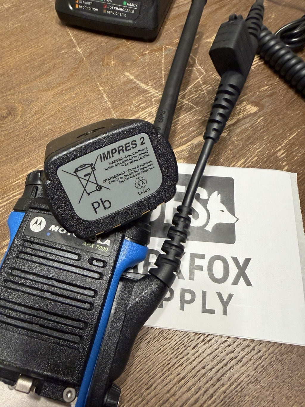 Motorola APX 7000 VHF/7-800MHz Dual Band Radio Kit With Charger!
