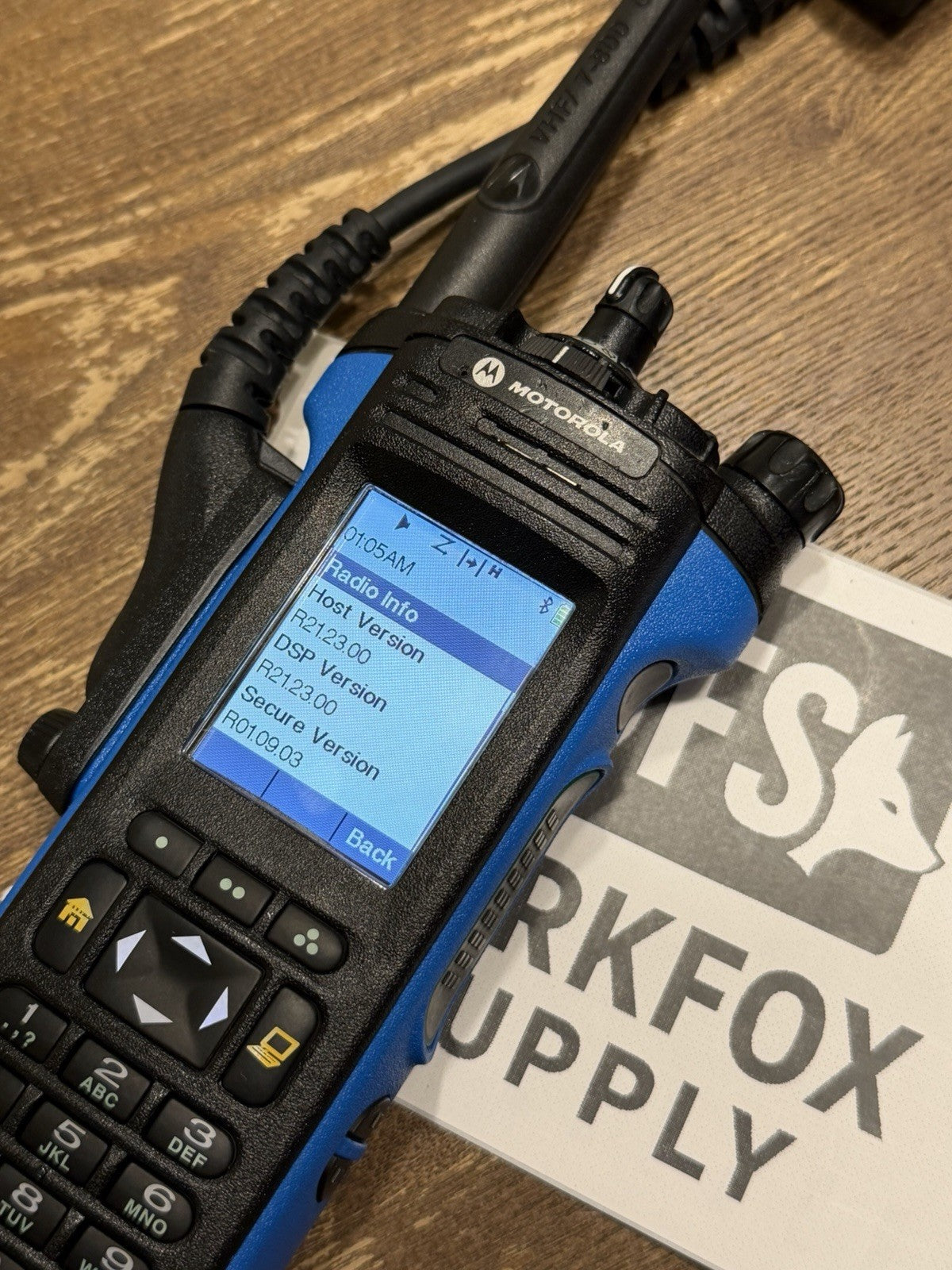 Motorola APX 7000 VHF/7-800MHz Dual Band Radio Kit With Charger!