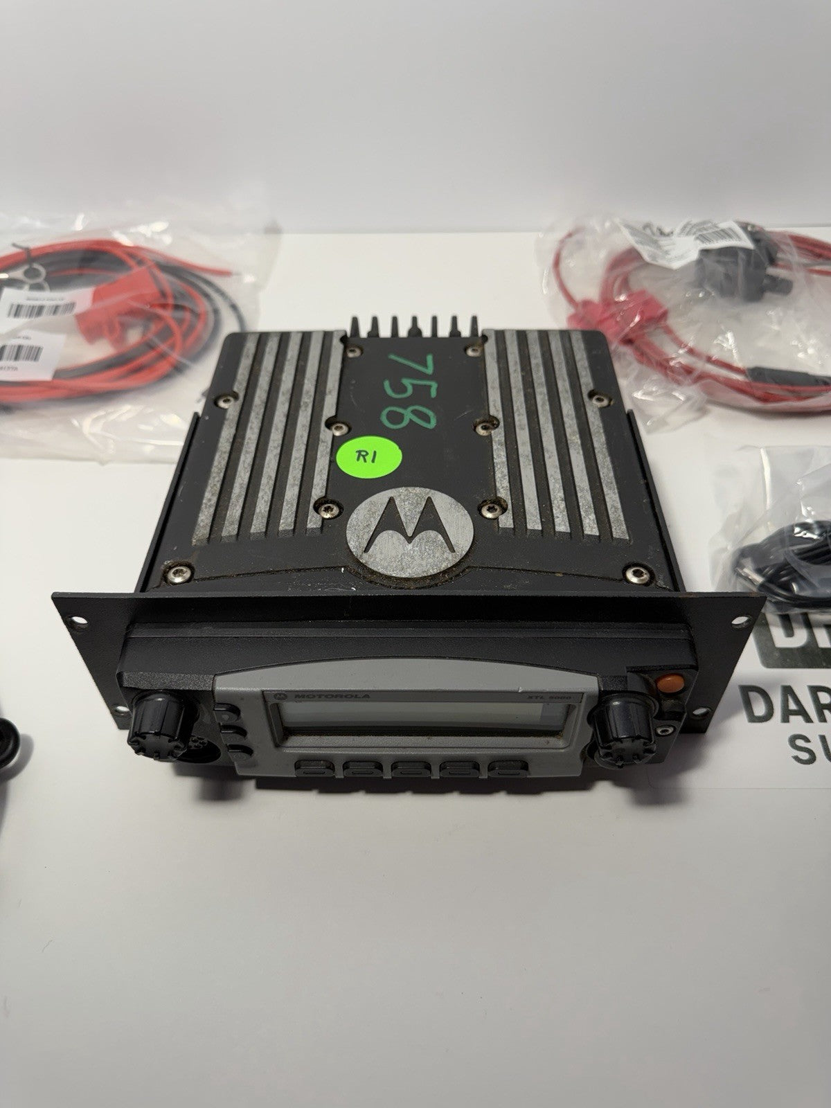Motorola XTL5000 UHF R1 380-470mhz Radio Kit with GMRS and AES