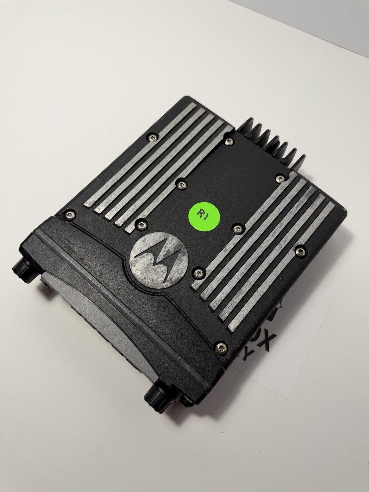 Motorola XTL5000 UHF R1 380-470mhz Radio with GMRS and AES