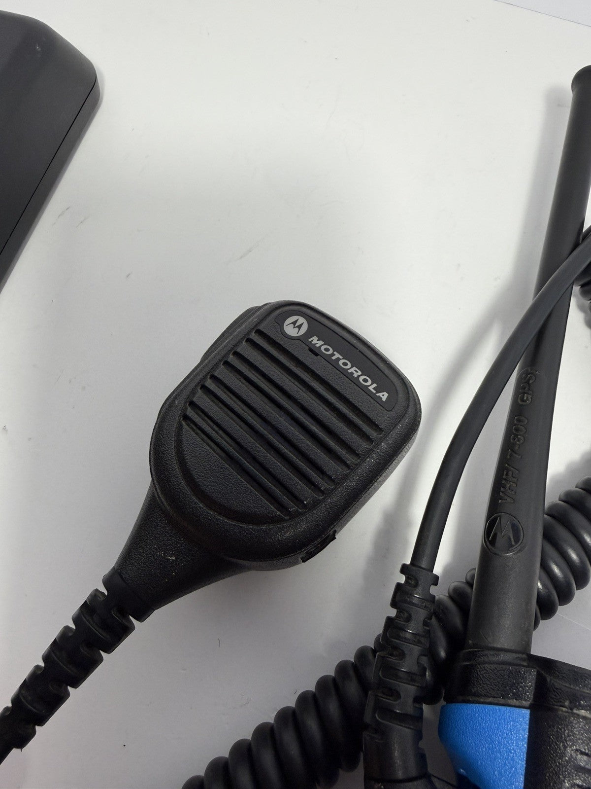 Motorola APX 7000 VHF/7-800MHz Dual Band Radio Kit with AES and FPP