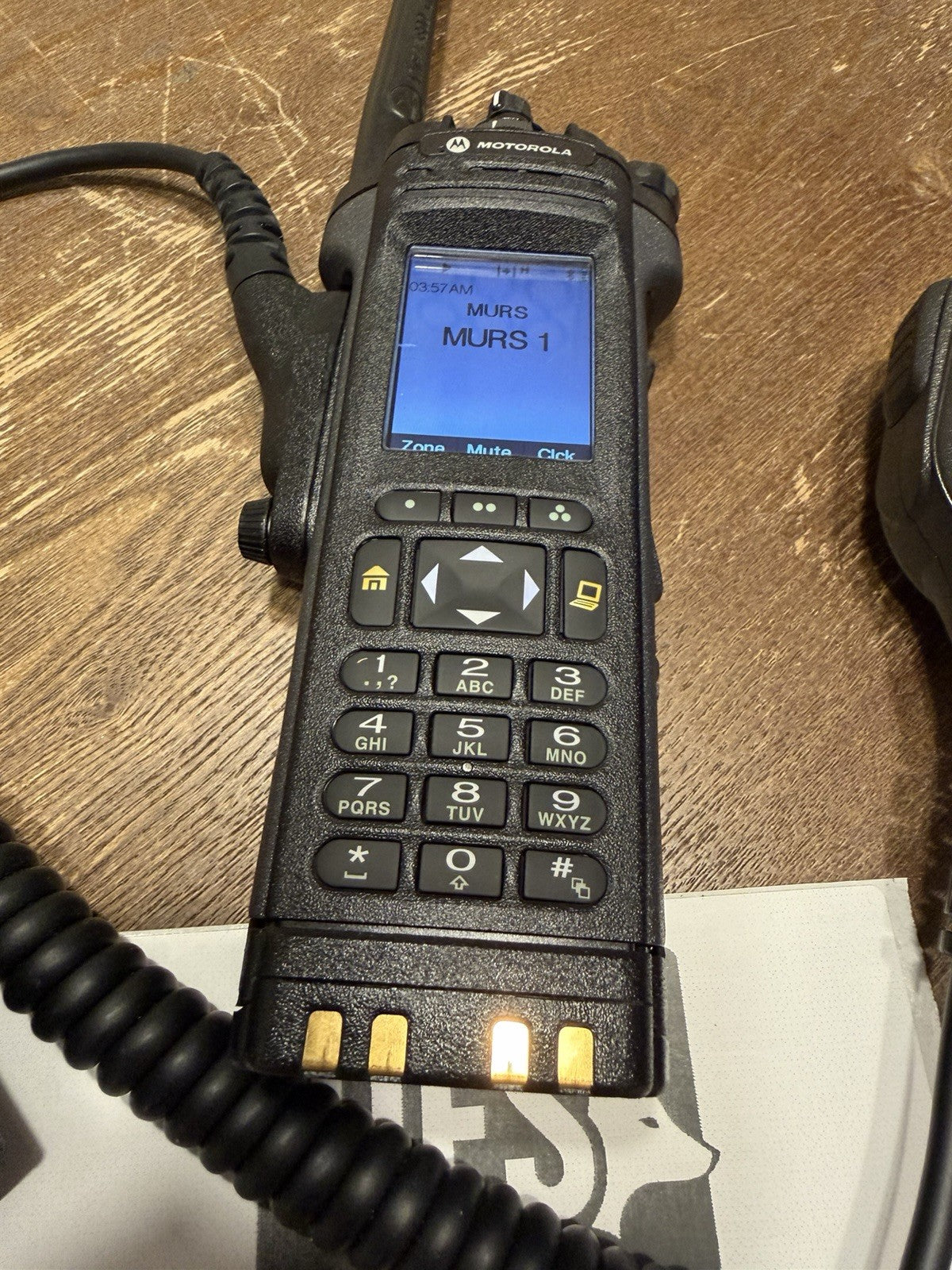 Motorola APX 7000 VHF/7-800MHz Dual Band Radio Kit With Charger!